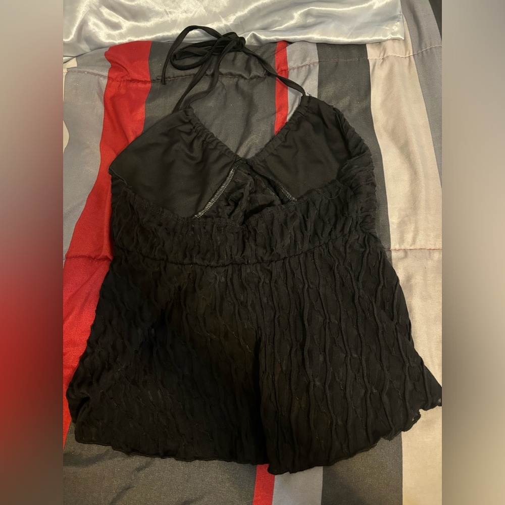 Halter neck top - Picture 3 of 4